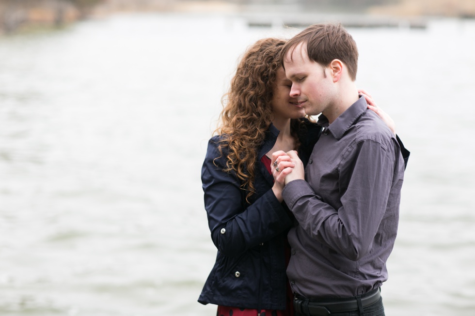 South River Annapolis Engagement Photographer - Rainy Engagement