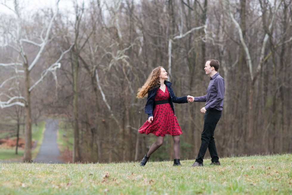 South River Engagement Photographer - Rainy Engagement Session