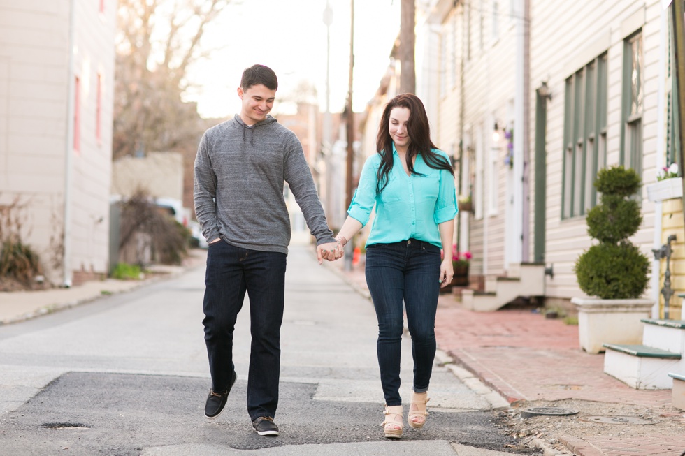 Annapolis Lifestyle Engagement Photographer - Fleet Street Annapolis