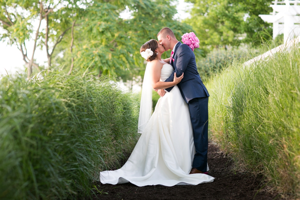 Beach Club Wedding - Philadelphia wedding photographer