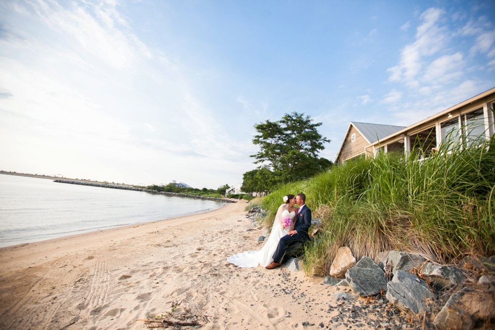 Eastern Shore wedding photographer - Alfred Angelo