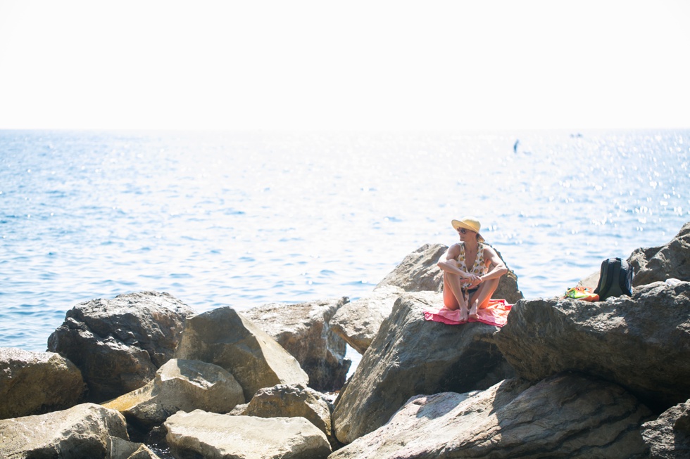 Cinque Terre Riomaggiore - rock Beach