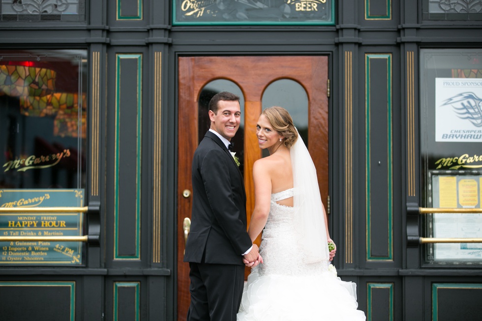 McGarvey's Oyster Bar wedding photograph