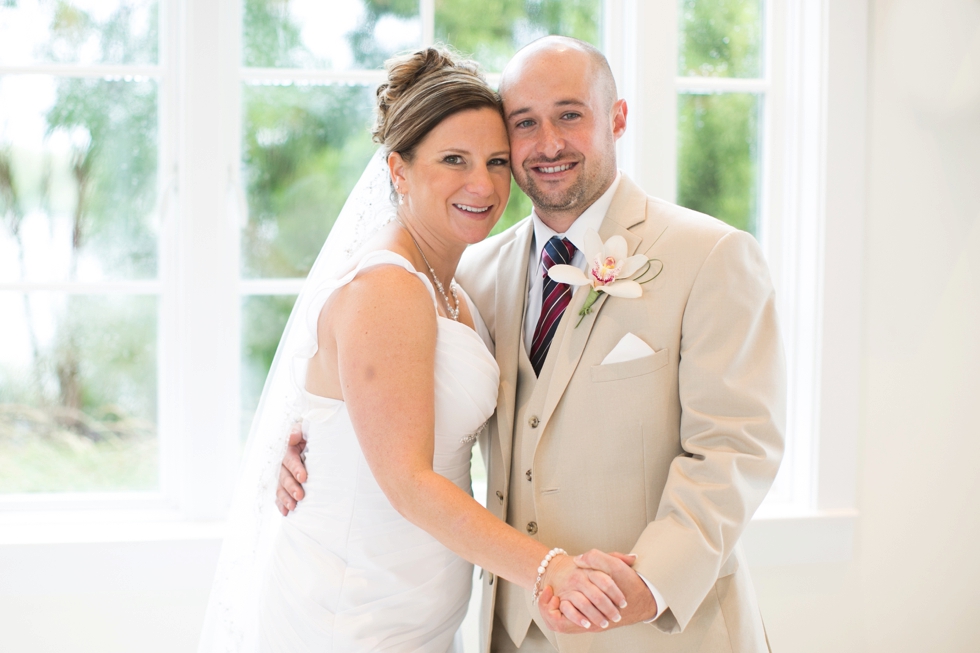 Rainy Philadelphia Wedding First Look