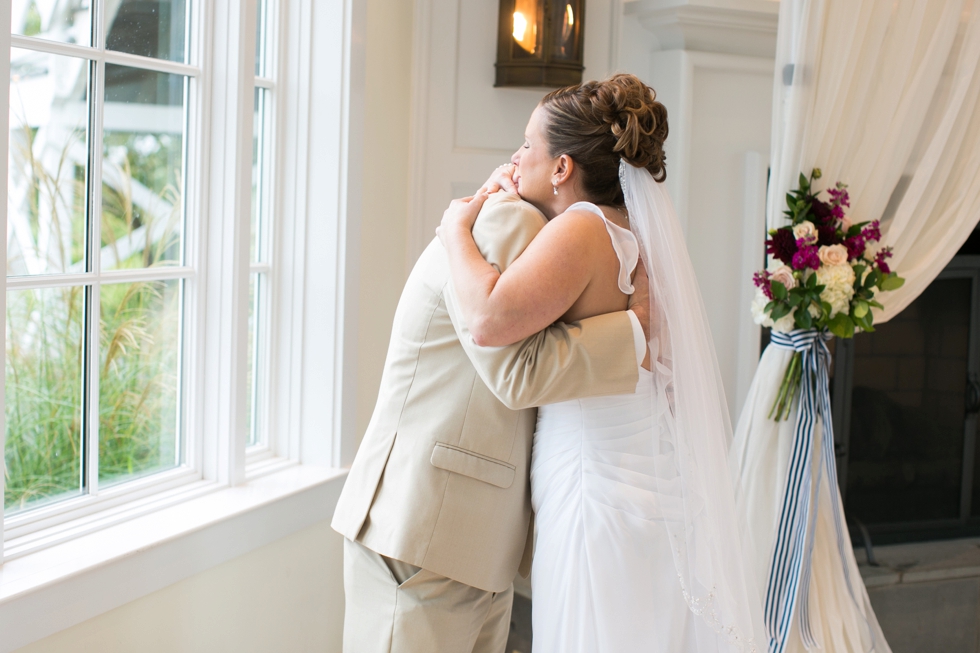 Rainy Philadelphia Wedding First Look