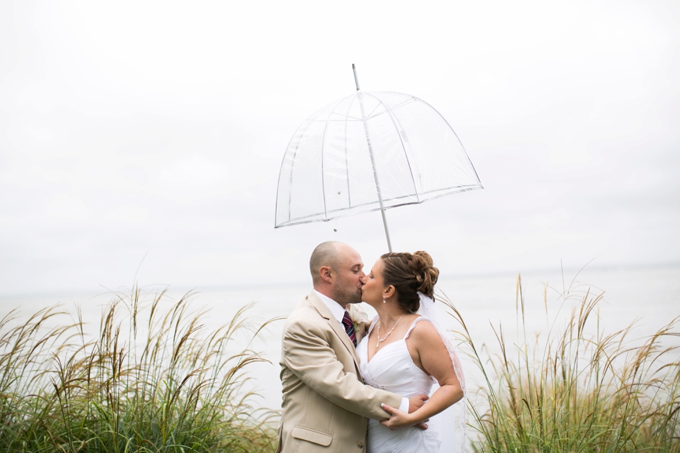 Rainy Philadelphia Wedding Portraits