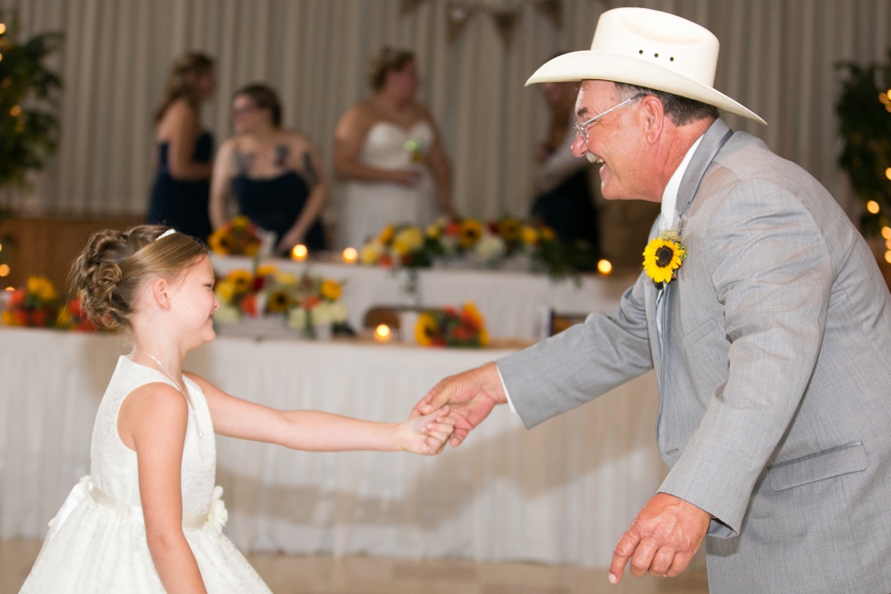 Southern-Maryland-Farm-Wedding_0095