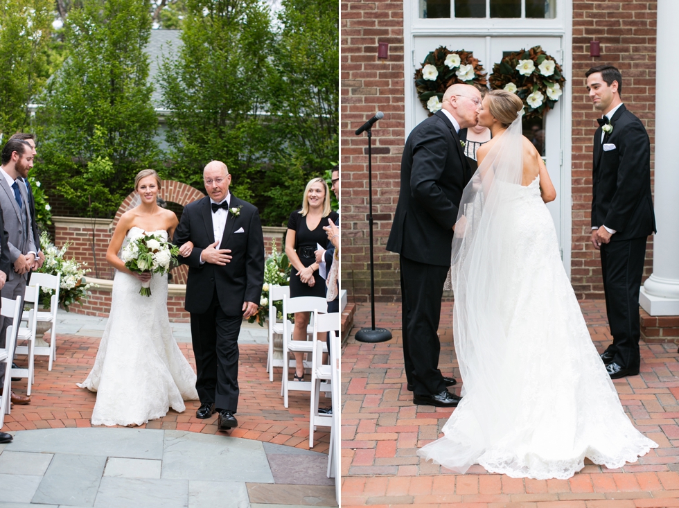 Tidewater Inn Outdoor Wedding Ceremony Photographs