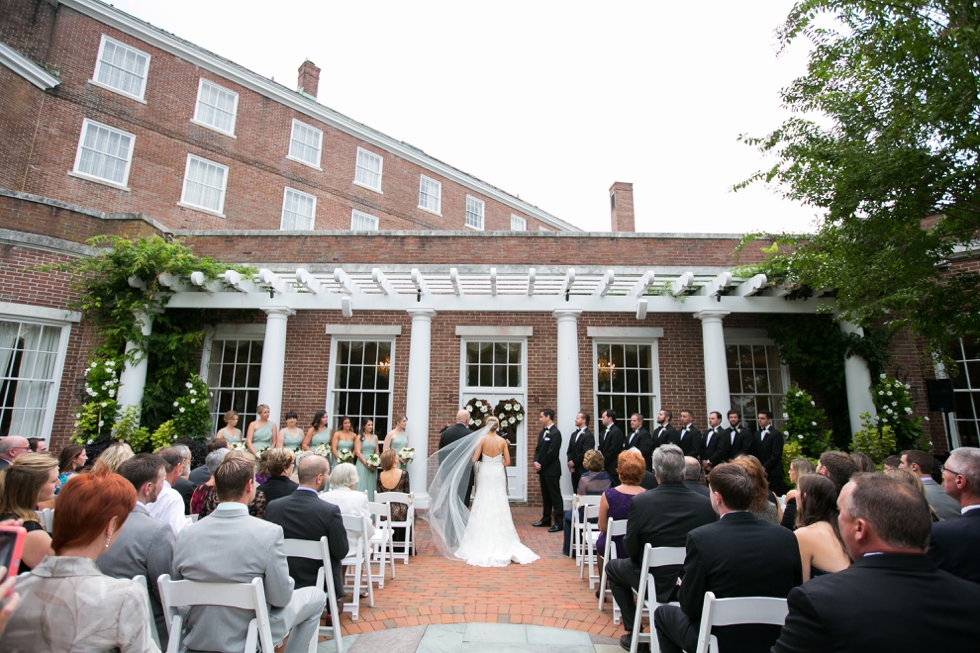 Tidewater Inn Outdoor Wedding Ceremony Photographs