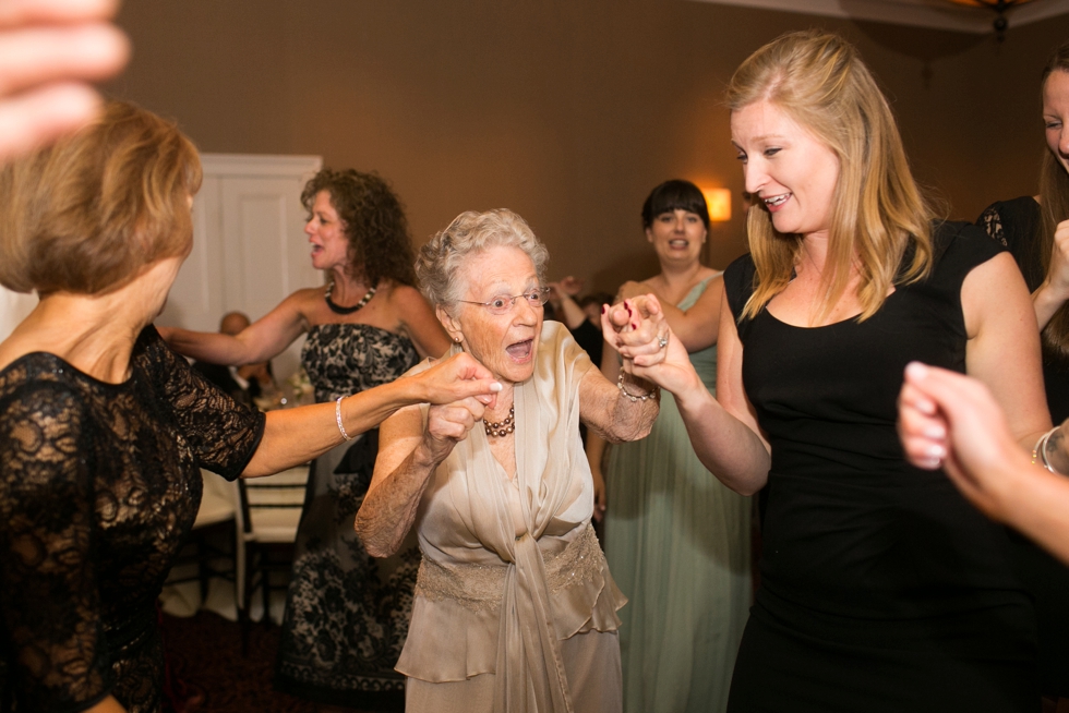 Tidewater Inn Reception - Philadelphia Wedding Photographer