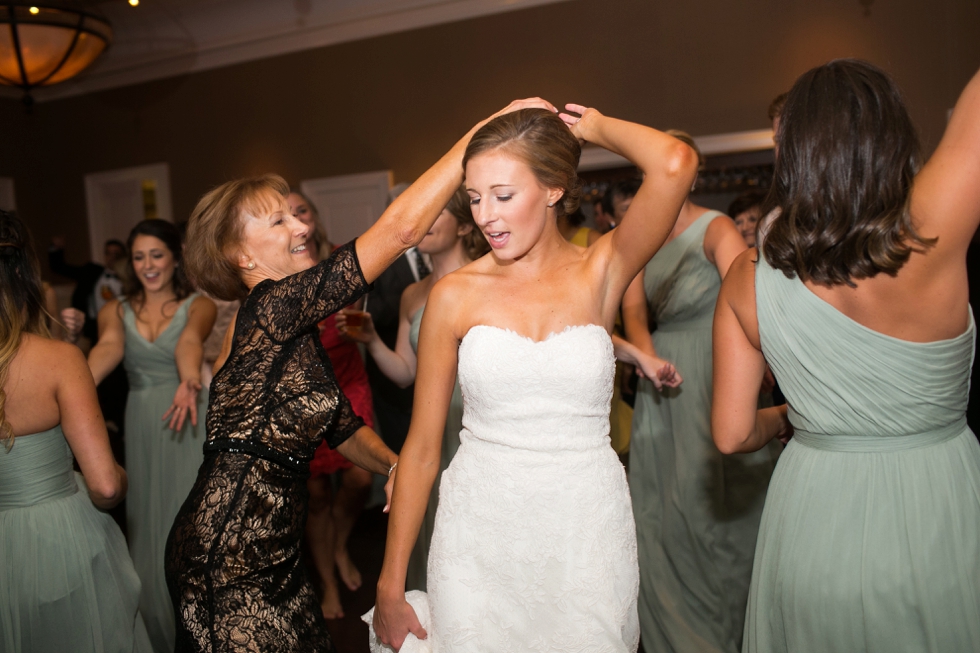 Tidewater Inn Reception - Philadelphia Wedding Photographer