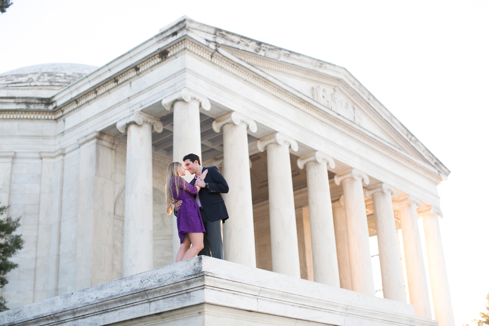 Jefferson Monument - Engagement Session in Washington DC