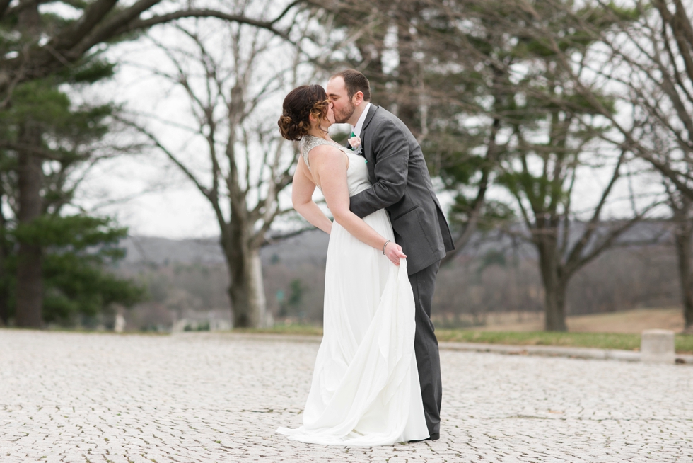 Valley Forge Park Arch Philadelphia Wedding Photographers