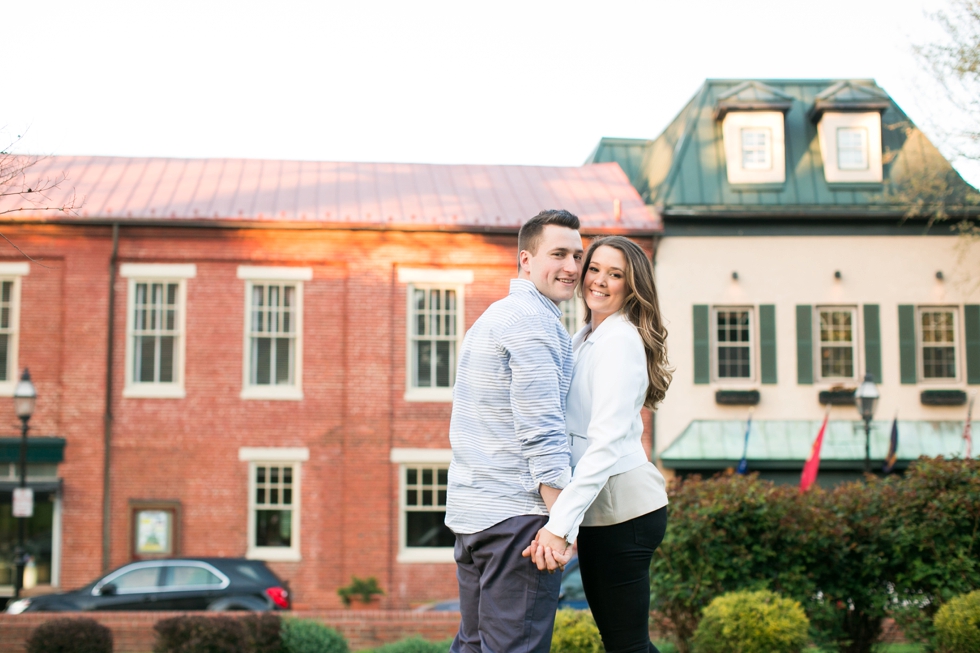 Annapolis Maryland Avenue Engagement Photos - Spring Engagement