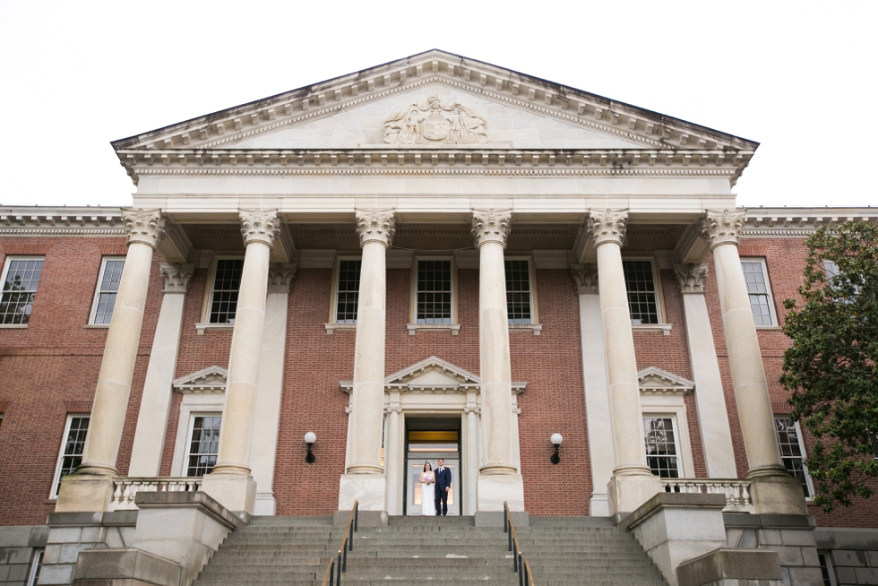 Annapolis State House wedding couple - Philadelphia wedding photographer