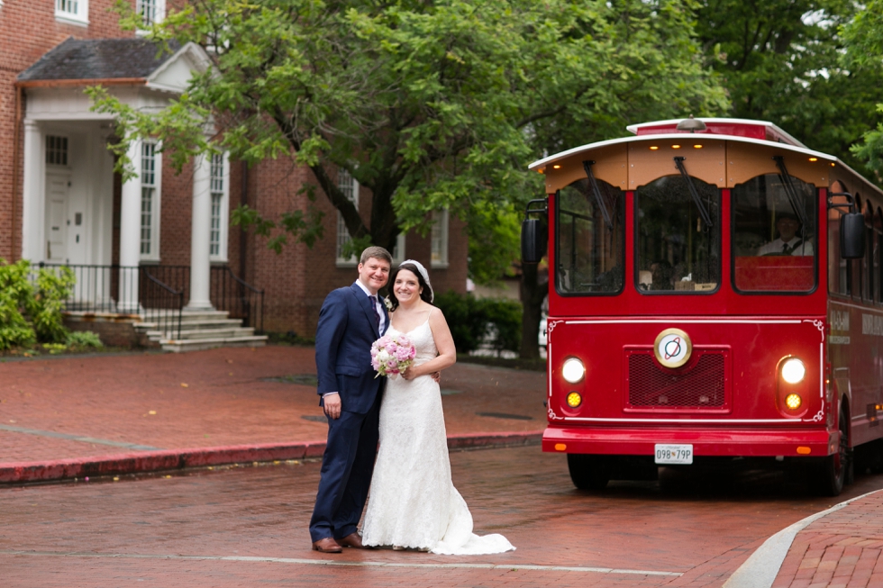 Rainy Annapolis Maryland wedding couple photo - Philadelphia wedding photographer