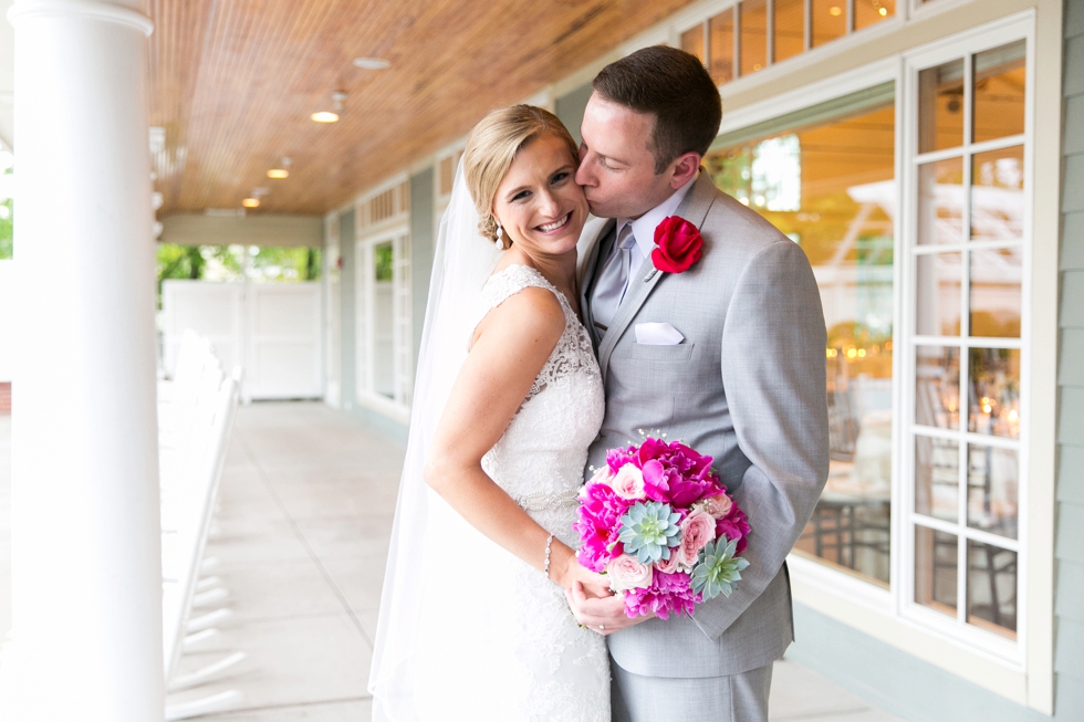 Philadelphia wedding photographer - Chesapeake Bay Beach Club rainy wedding photos