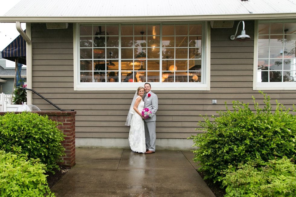 Philadelphia wedding photography - Chesapeake Bay Beach Club rainy wedding photographs