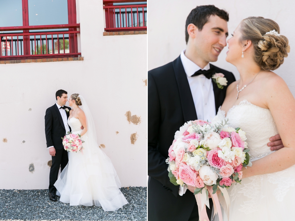 Annapolis City Dock wedding photos - Center city wedding photographer