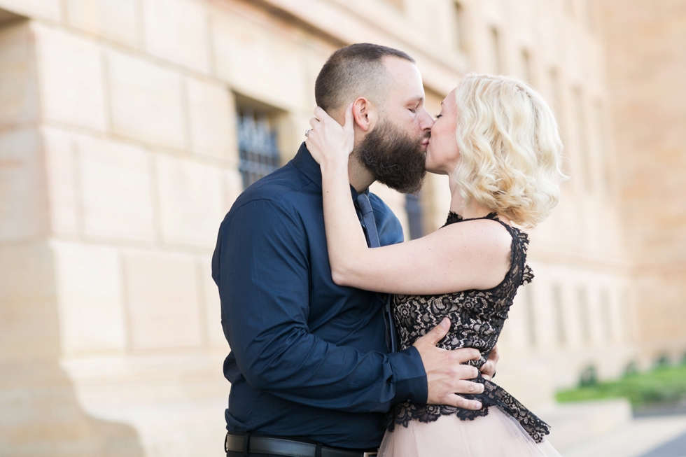 Sunrise Philadelphia engagement Photos at PMA