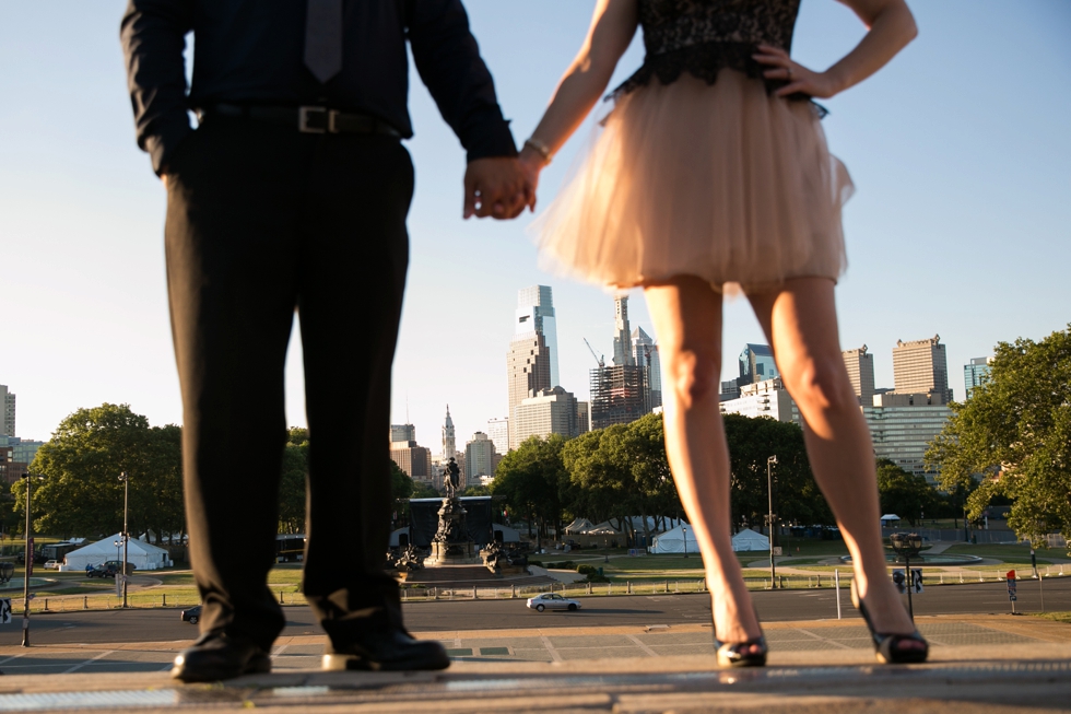 Sunrise Philadelphia engagement Photos at Center City Skyline