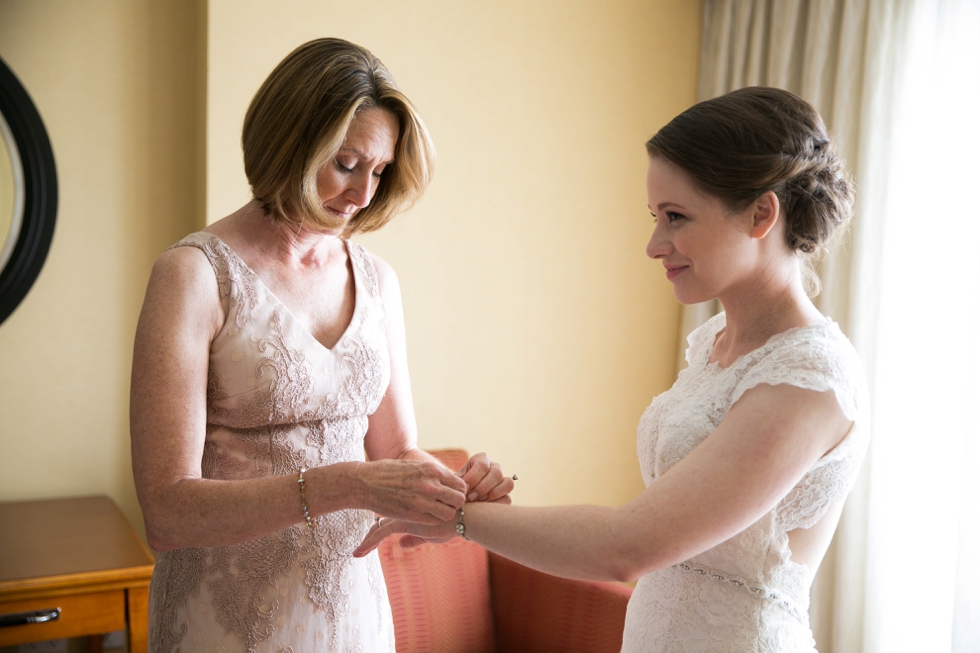 Center City Philadelphia Wedding Photography - Baltimore Marriott Waterfront