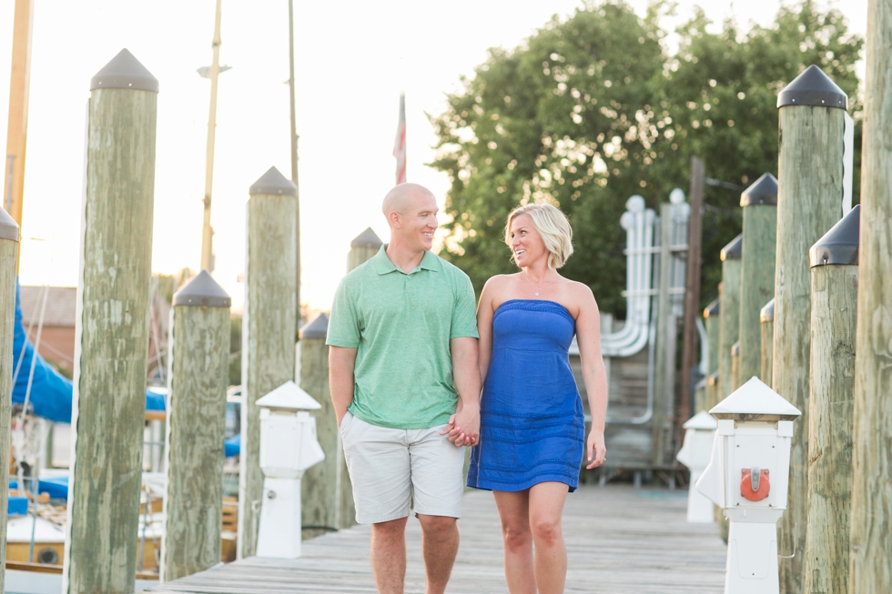 Maryland Engagement photography - Engagement Photos at City Dock Annapolis