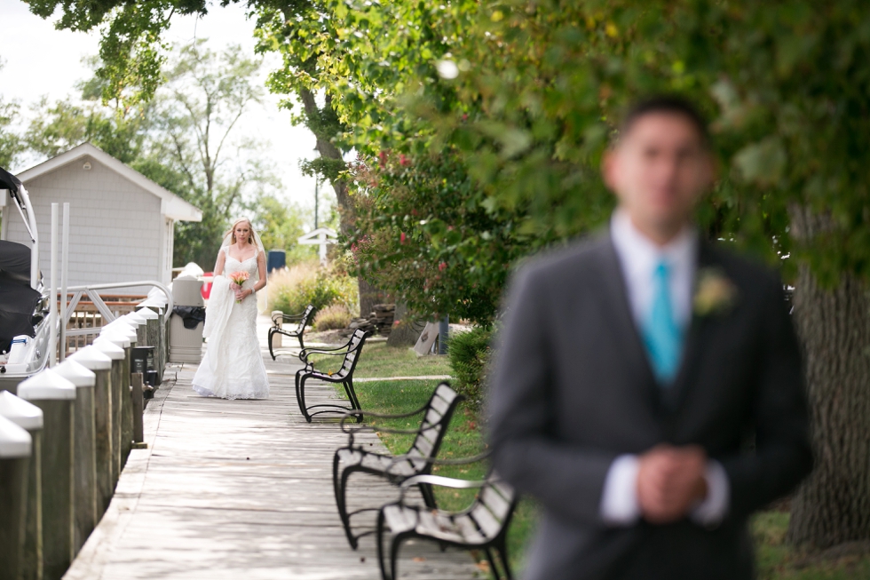 Wedding photographer in Philadelphia - Silver Swan Bayside First Look