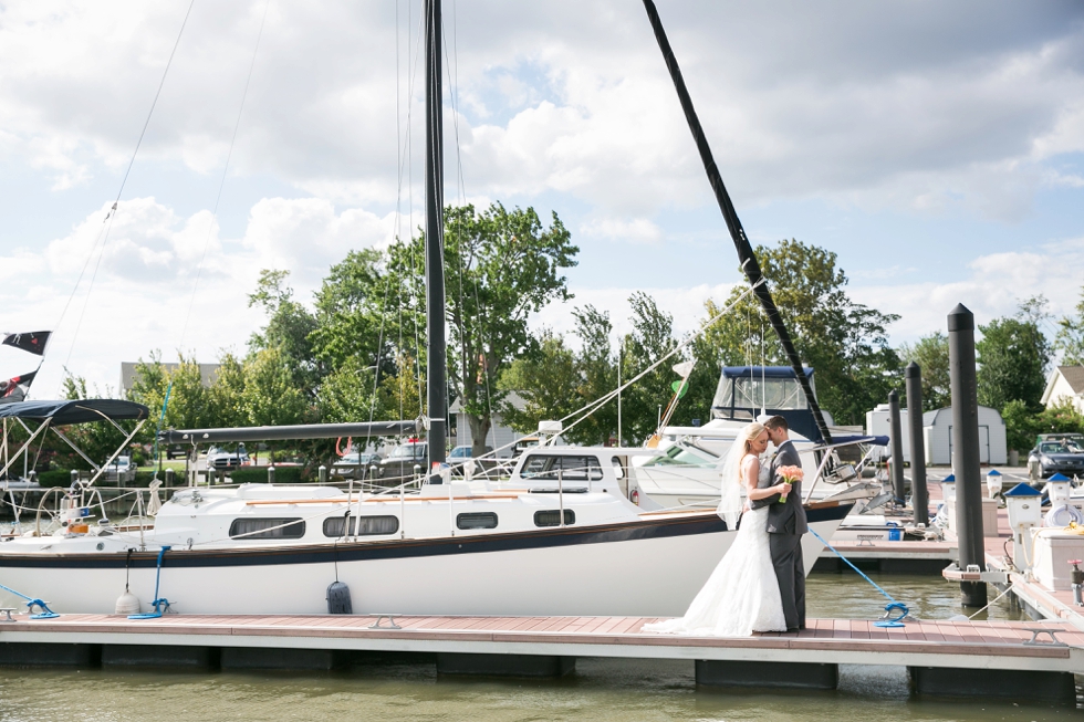 Chesapeake Bay Wedding photographer - Silver Swan Bayside Wedding couple