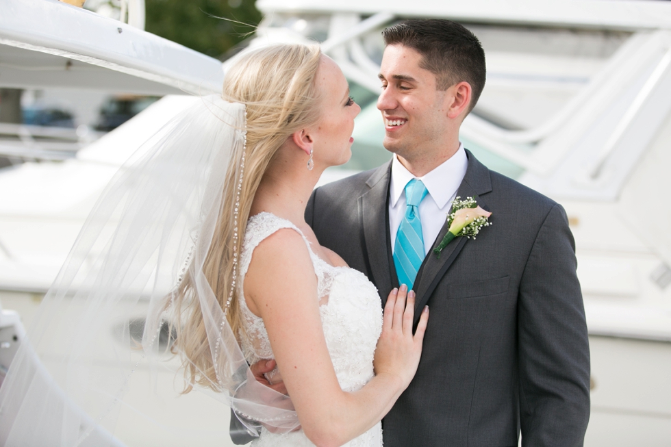 Chesapeake Bay Wedding photographer - Silver Swan Bayside Wedding couple