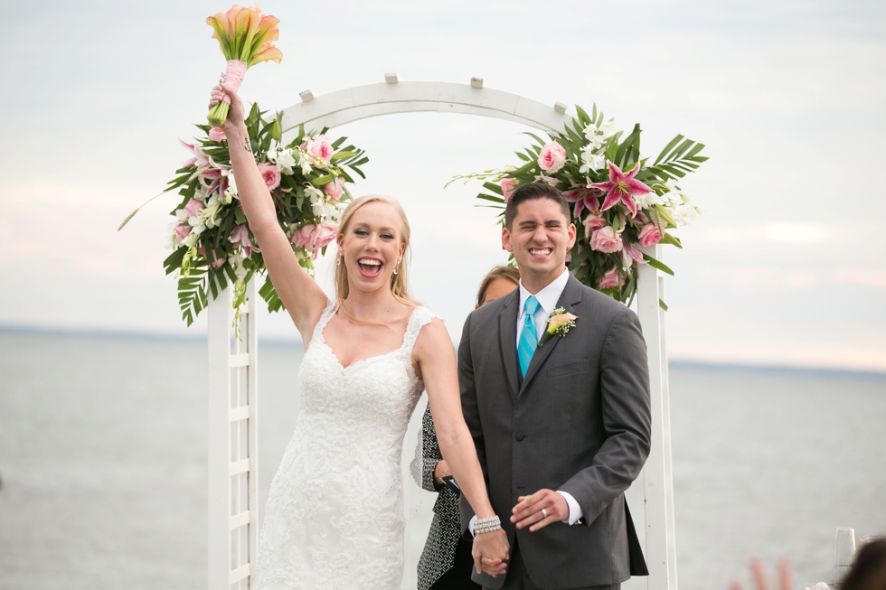 Chesapeake Bay Wedding photographer - Silver Swan Bayside Waterfront ceremony