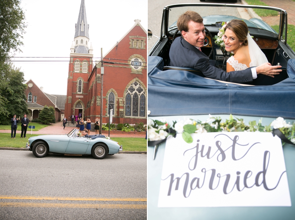 Vintage Car wedding couple - Philadelphia wedding photographers at Widehall