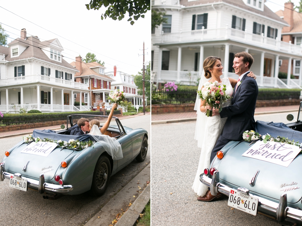 Vintage Car wedding couple - Philadelphia wedding photographers at Widehall