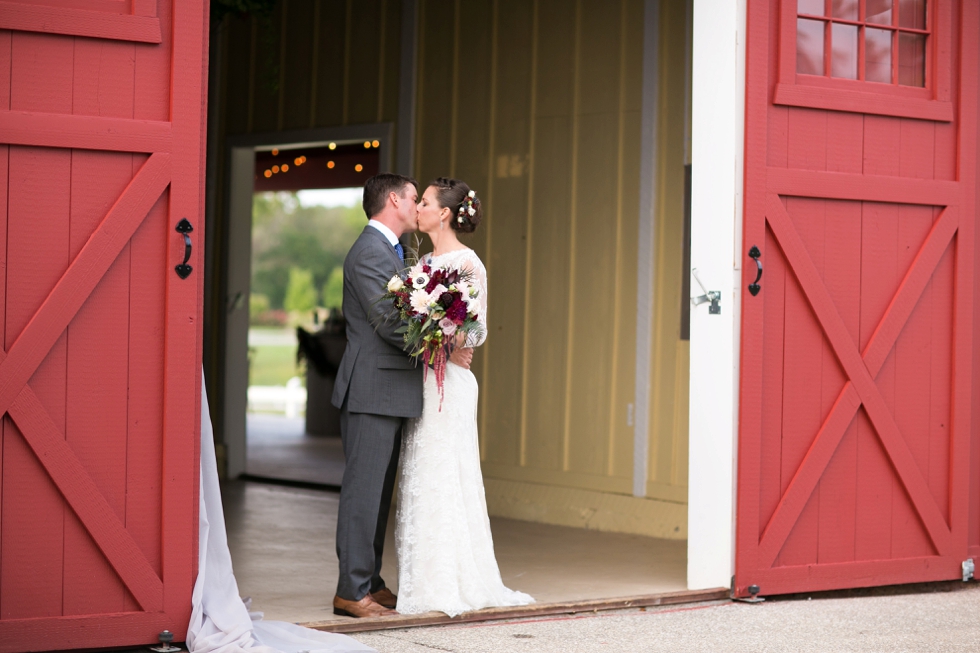 Timberlake Farm Wedding Photographs - Lauren Niles Event