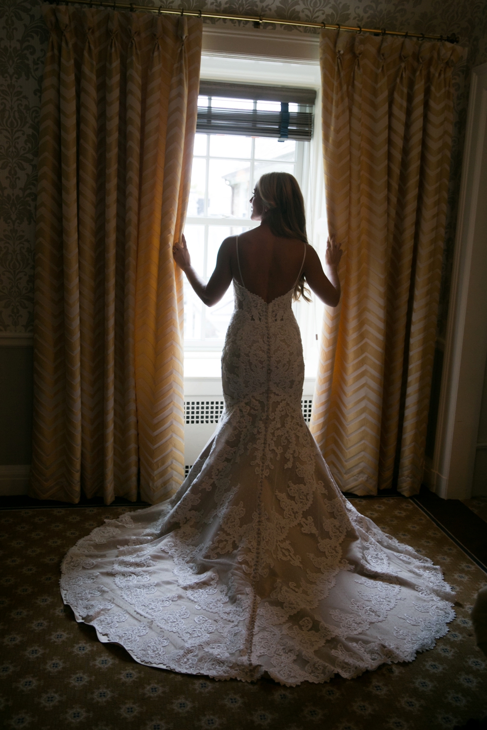 Philadelphia Wedding Photographer - Fiddlers Elbow Country Club NJ Wedding