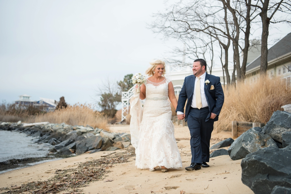 Chesapeake Bay Beach Winter Wedding Photographers