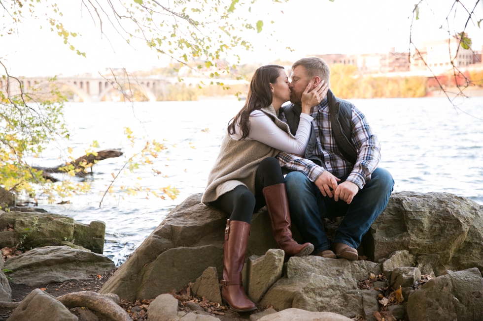 Washington DC Roosevelt Island - Engagement Photographers in Georgetown