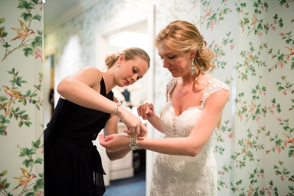 Destination Wedding in Williamsburg VA - Two Rivers Country Club Bridal Prep