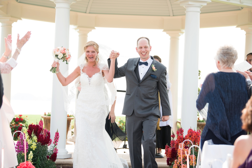 Destination Wedding Photographer in Williamsburg VA -Two Rivers Country Club Ceremony