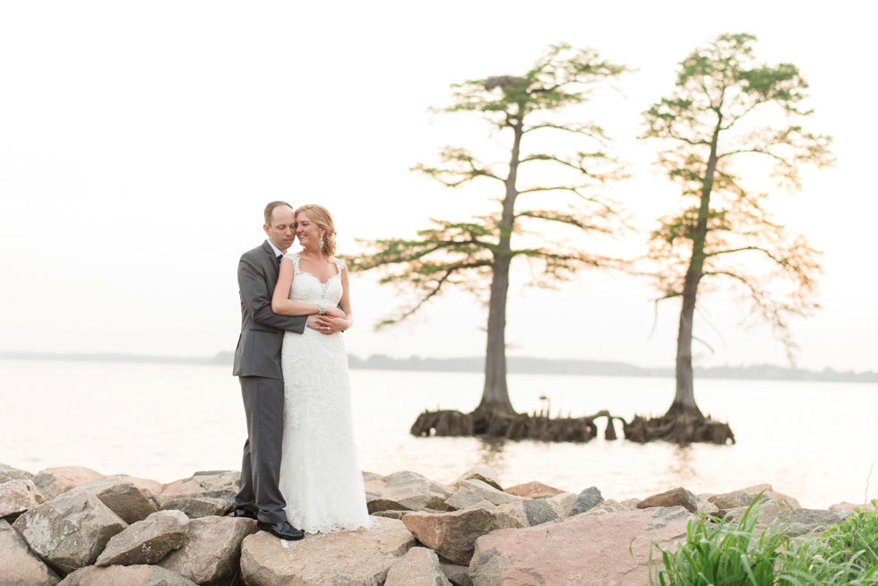 Williamsburg VA Wedding Photographer - James River Williamsburg