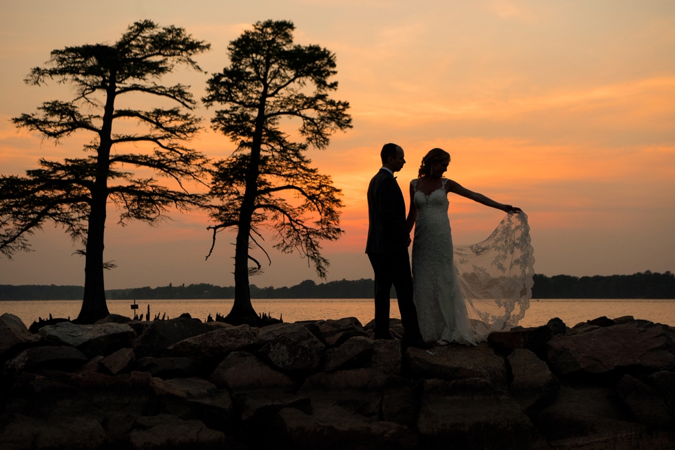 Williamsburg VA Wedding Photographer - James River Williamsburg