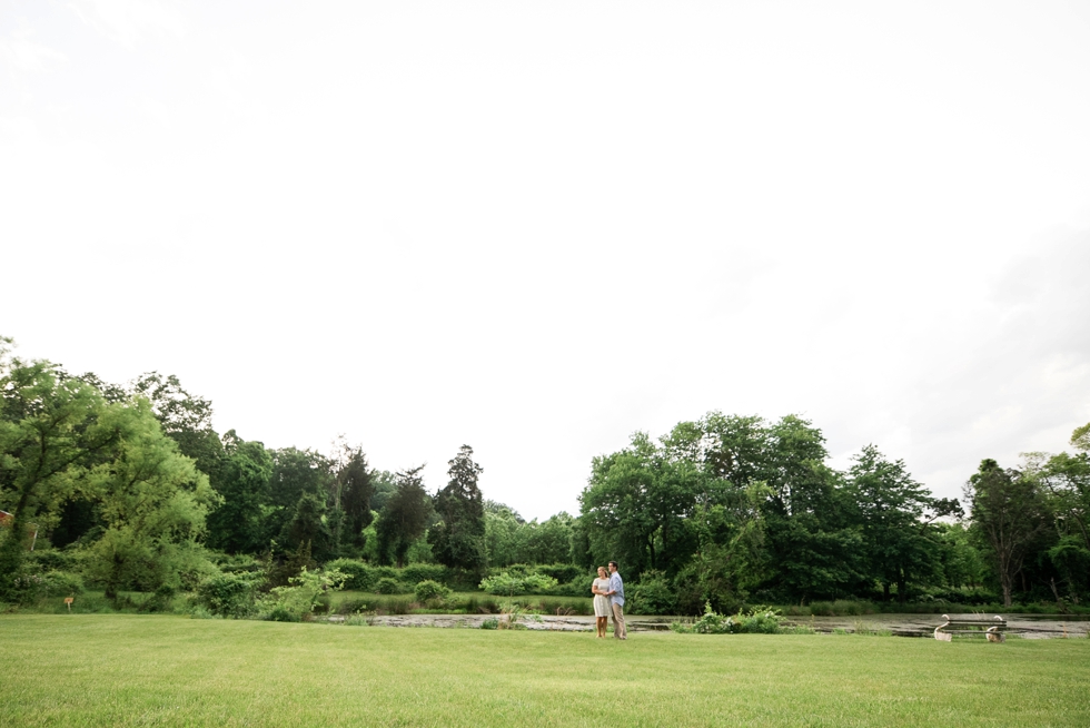 Engagement photographer from Philadelphia