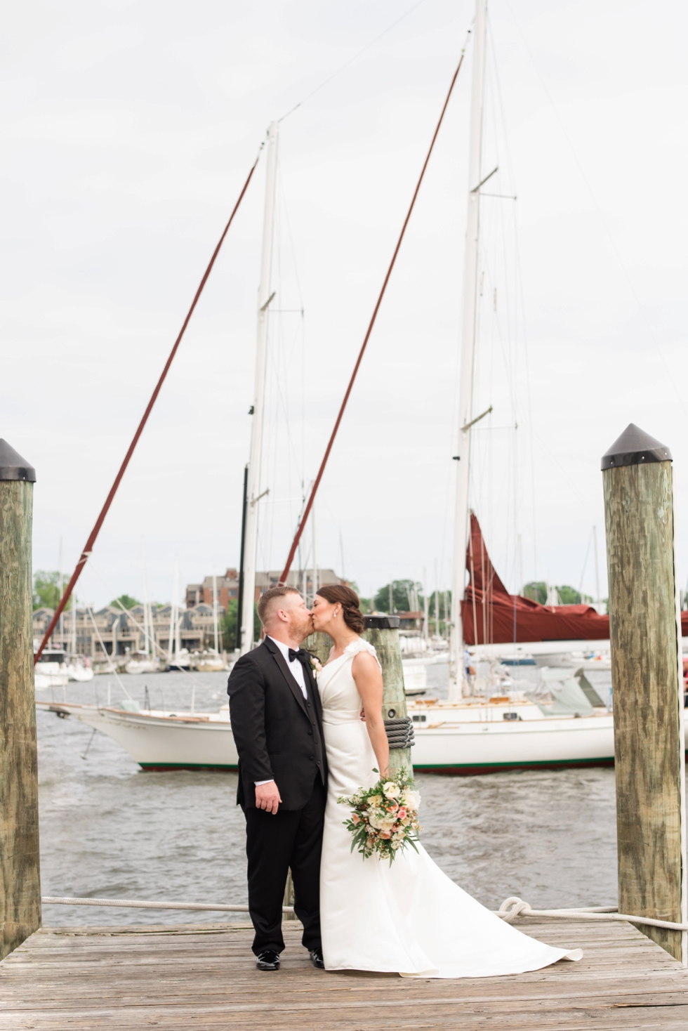 Annapolis City Dock Wedding Party - Ego Alley Annapolis Schooner Sail