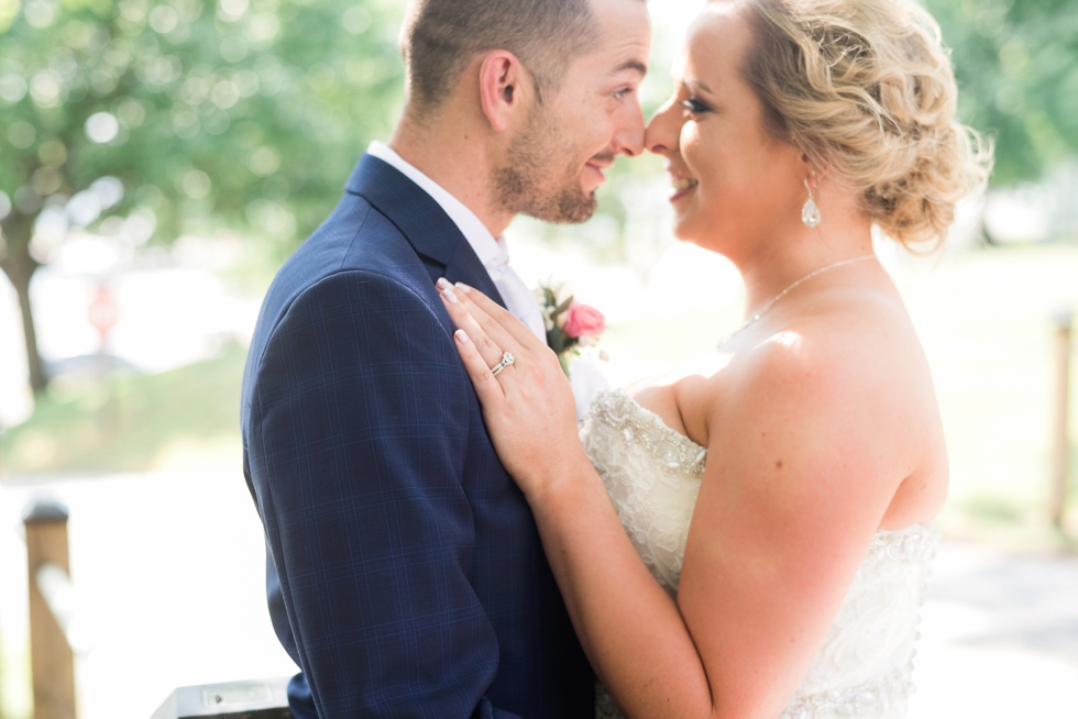 Philadelphia Wedding photographer - Yacht Club spring Wedding