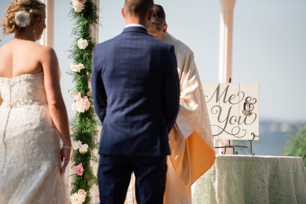 Philadelphia Wedding photographer - Waterfront Shore Wedding Ceremony