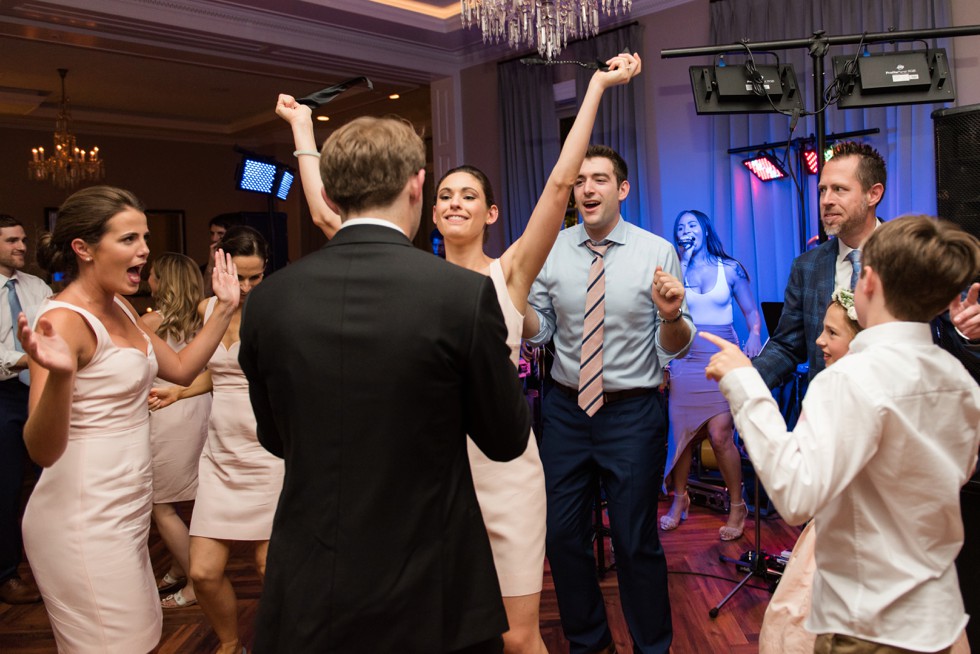 Live wedding band reception on the Eastern shore of Maryland