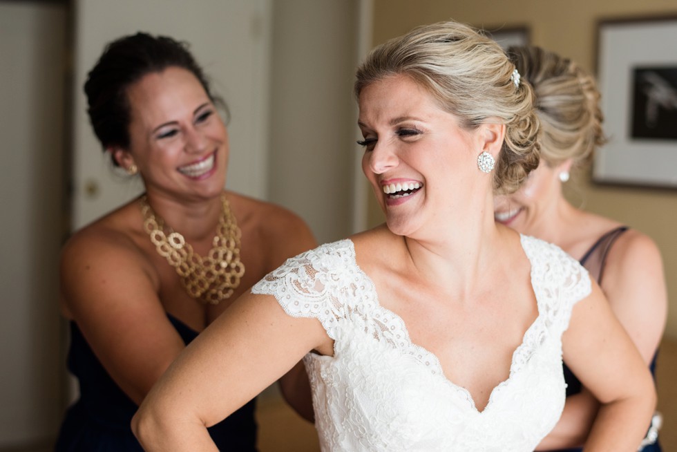 Bridal prep at Marriott Waterfront Baltimore Harbor wedding