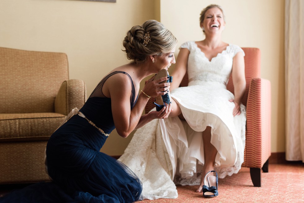 Bridal prep at Marriott Waterfront Baltimore Harbor wedding