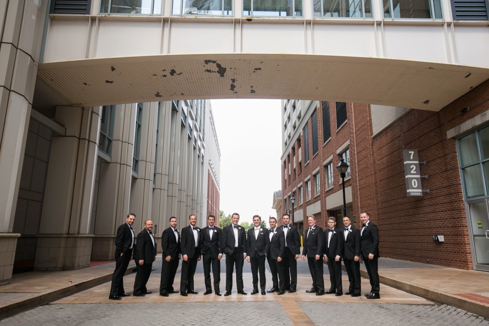 Baltimore Marriott Waterfront Wedding Party in the summer