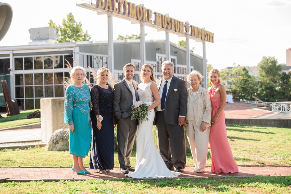 Family wedding photos at Baltimore Museum of Industry